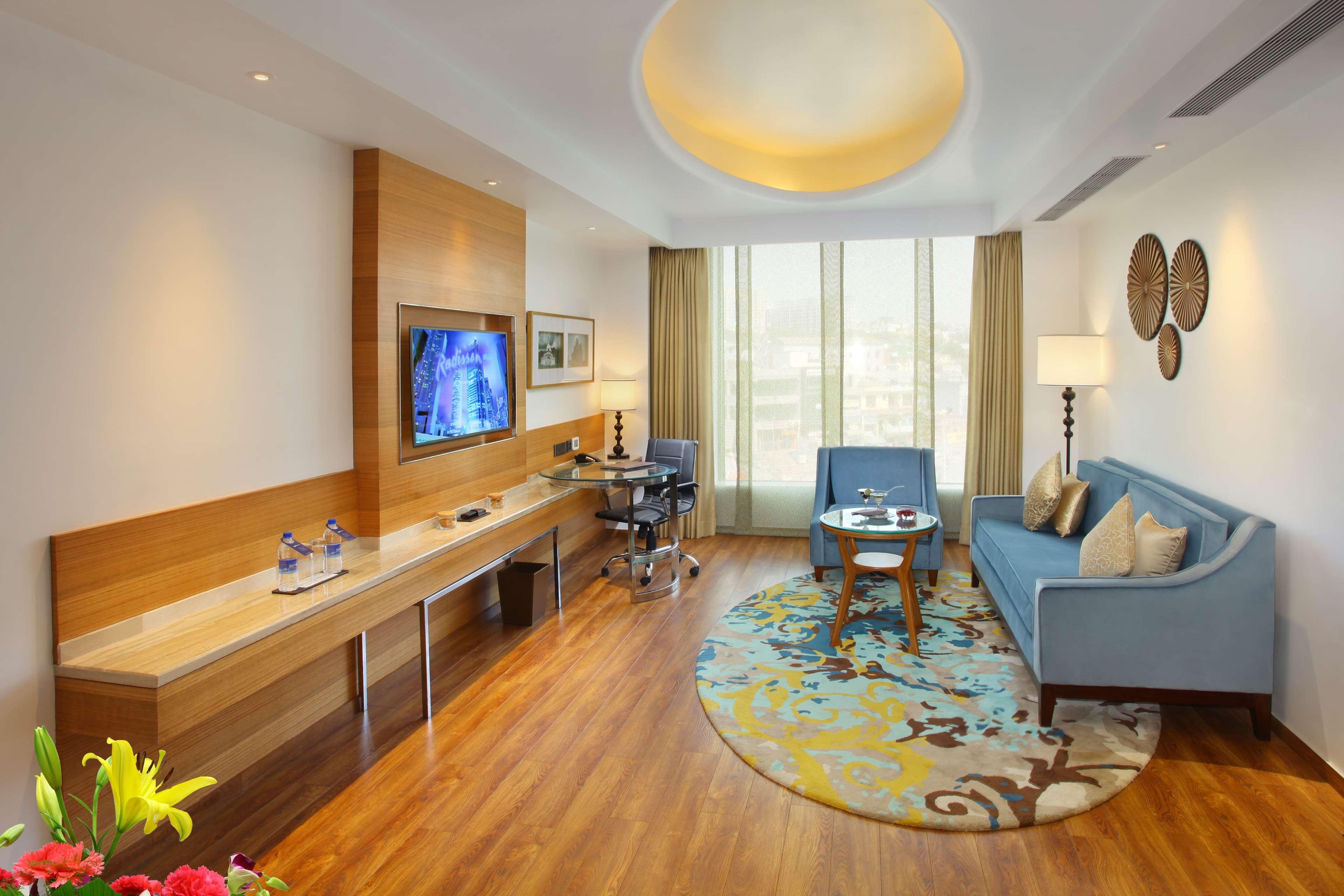 เรดิสัน บลู ชัมมู Hotel จามมู ภายนอก รูปภาพ