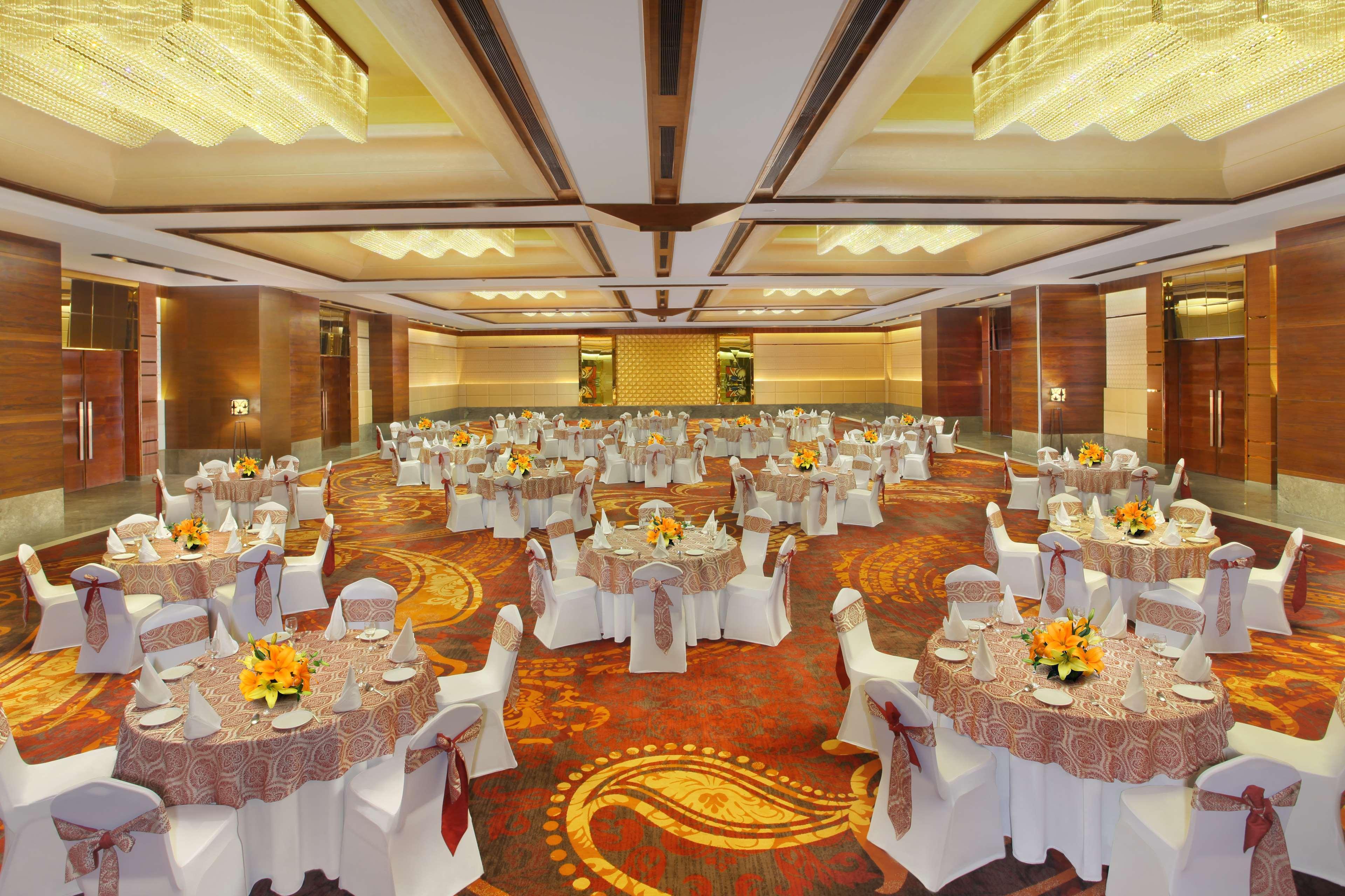 เรดิสัน บลู ชัมมู Hotel จามมู ภายนอก รูปภาพ