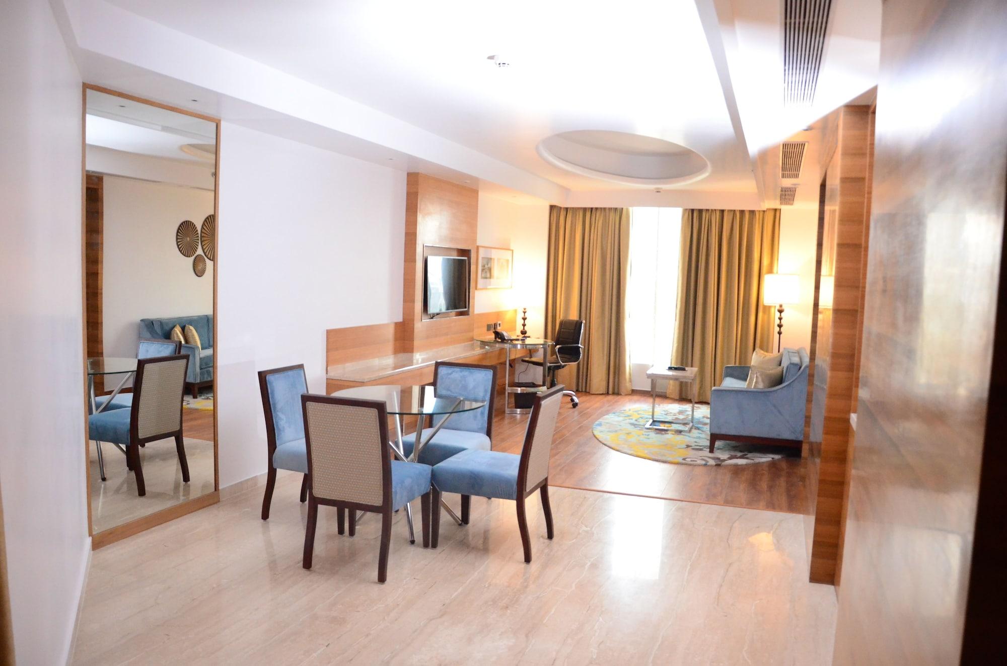 เรดิสัน บลู ชัมมู Hotel จามมู ภายนอก รูปภาพ